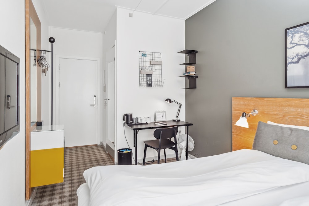 Small (1 semidouble bed 140x200cm) - Photo 2