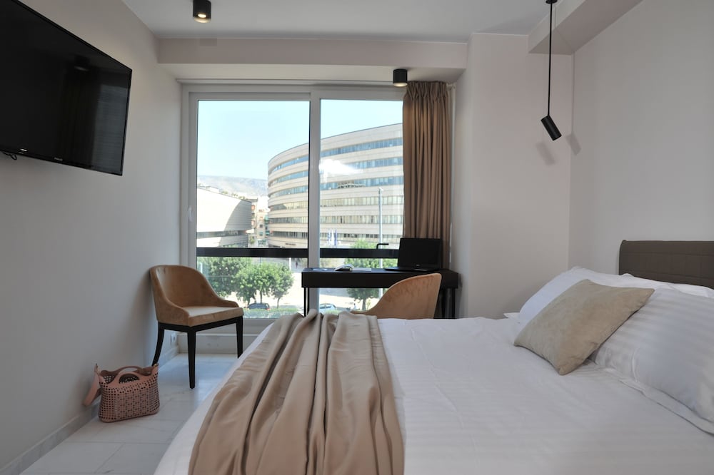Deluxe Double Room photo 3