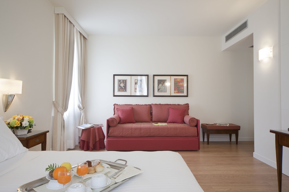 Family Quadruple Room - Photo 4