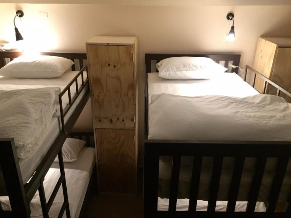 Bed in 4-Bed Male Dormitory photo 3