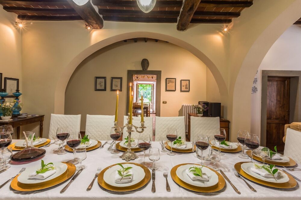 Villa, 6 Bedrooms photo 2