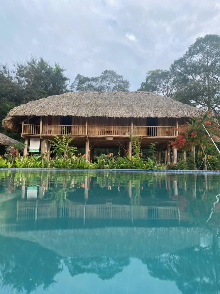 Superior Bungalow, Multiple Beds, Garden View, Poolside photo 1