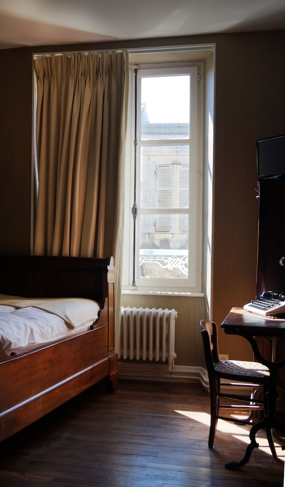 Standard Single Room photo 2
