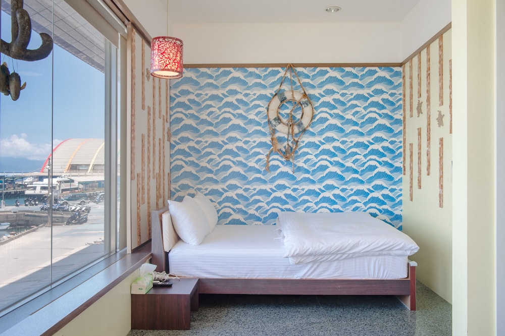Deluxe Double Room with Sea View - Photo 2