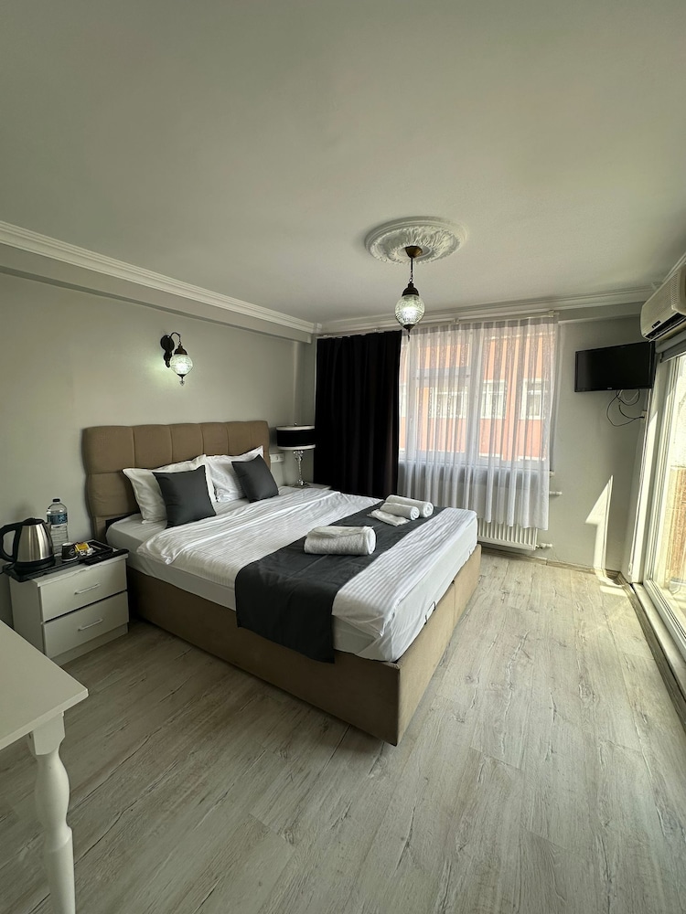 Deluxe Room, 1 Double Bed photo 1