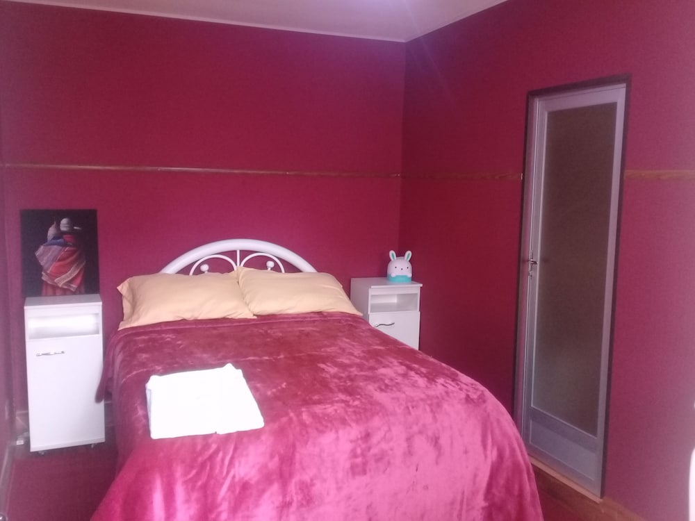 Deluxe Room, 1 King Bed photo 2