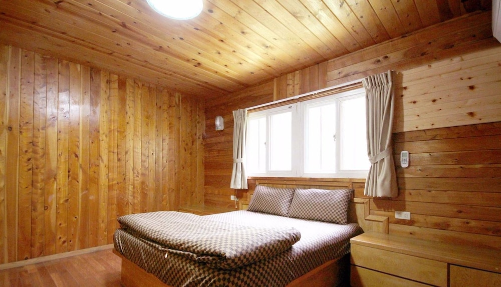 Chalet (8 People ) photo 2