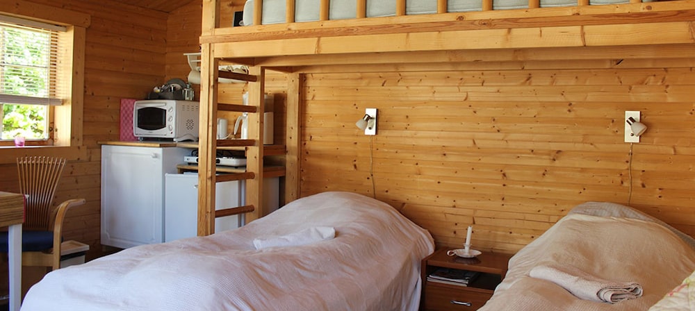 Standard Cabin (Small Cabin no. 6) photo 2