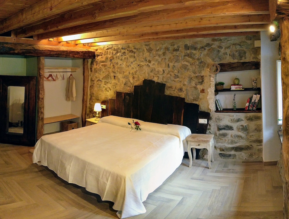 Deluxe Room, 1 King Bed