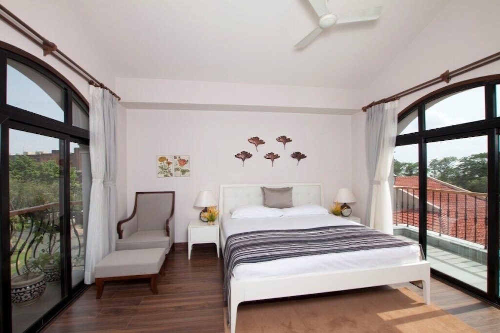 Ffort Villa