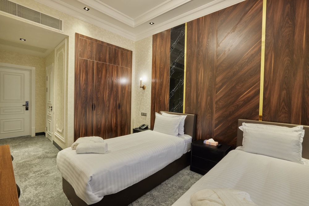 Deluxe Twin Room - Photo 5