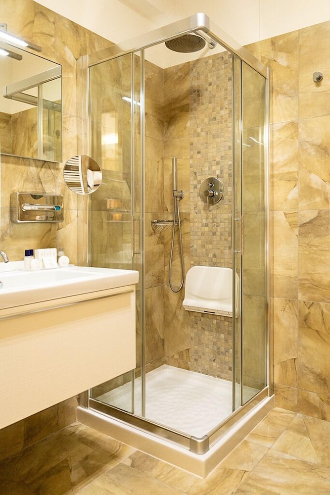 Superior Single Room photo 3