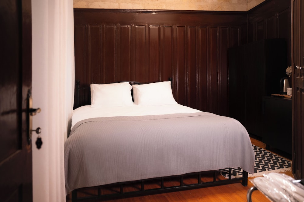 Standard Double Room, Courtyard View photo 3
