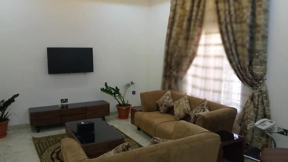 Executive Room - Photo 1