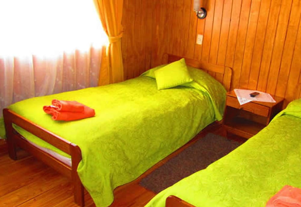 Twin Room, 2 Twin Beds, Non Smoking photo 1