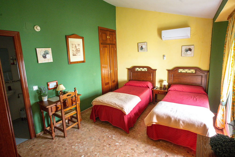 Double Room - Photo 1