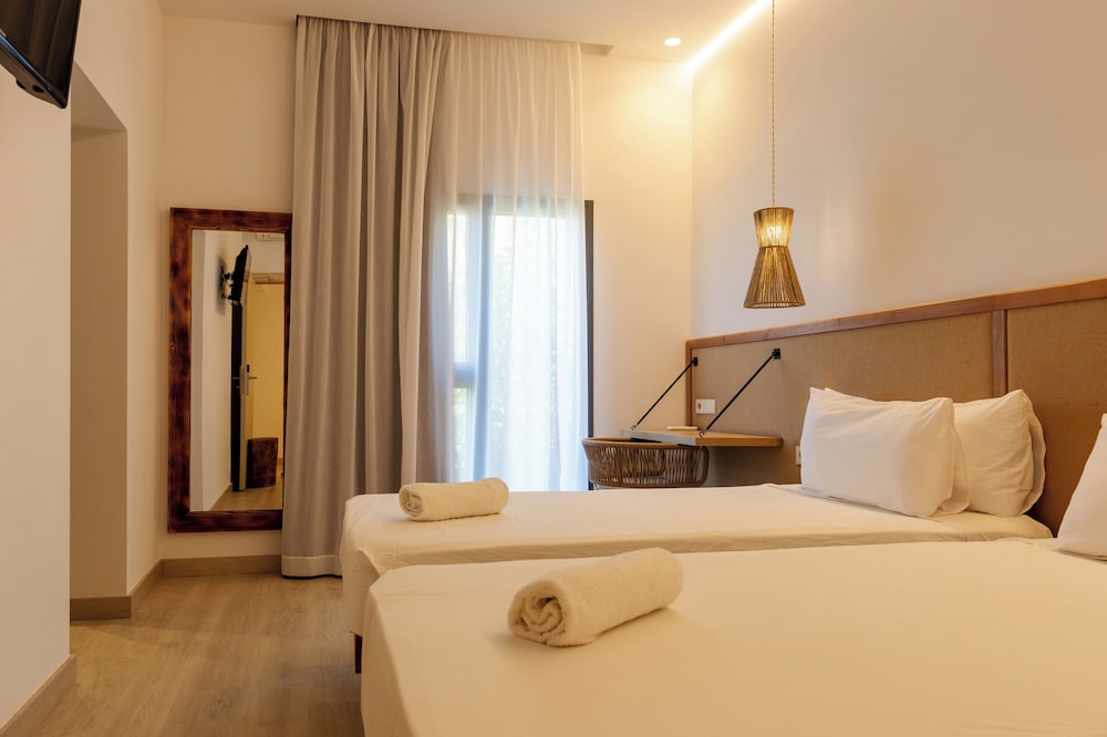 Habitación Básica, 2 Camas Individuales