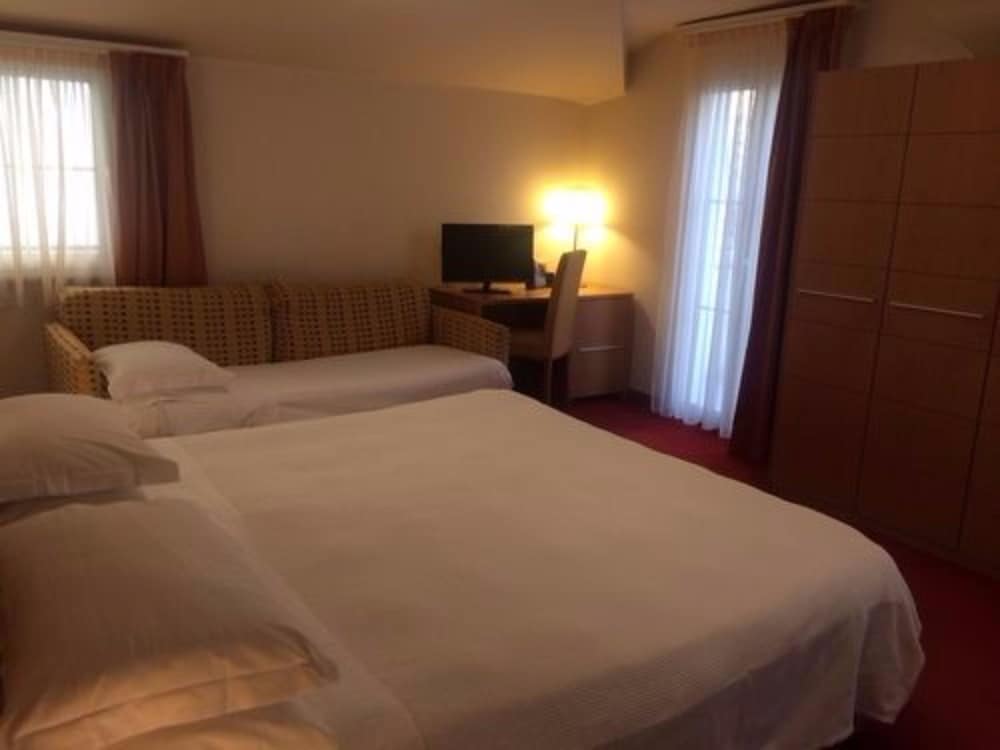 Superior Triple Room - Photo 2