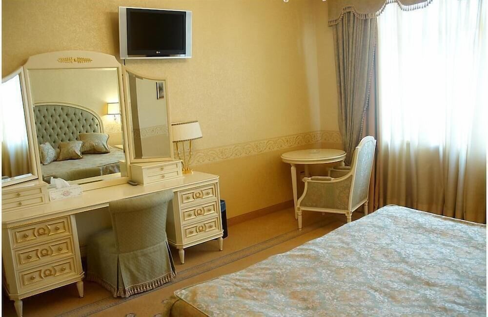 Comfort Suite photo 3