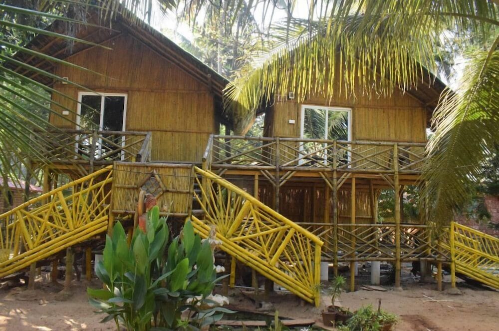 Comfort Tree House photo 1