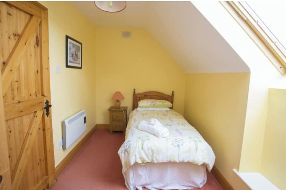 Willow Grove Holiday Cottage No. 4, 3 Bedroom - Sleep 5 photo 3