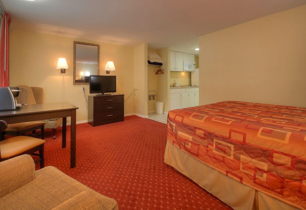 Economy Studio, 1 Queen Bed, Kitchenette