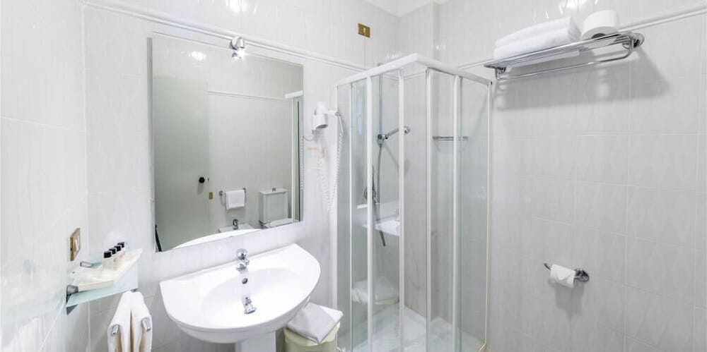 Standard Quadruple Room photo 3