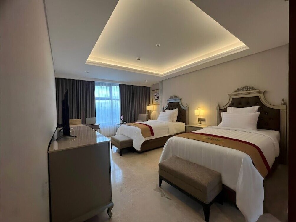 Premier Twin Room