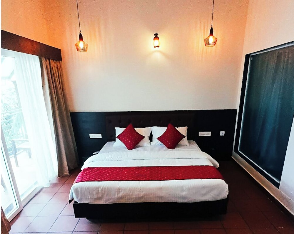 Deluxe Room, Garden View