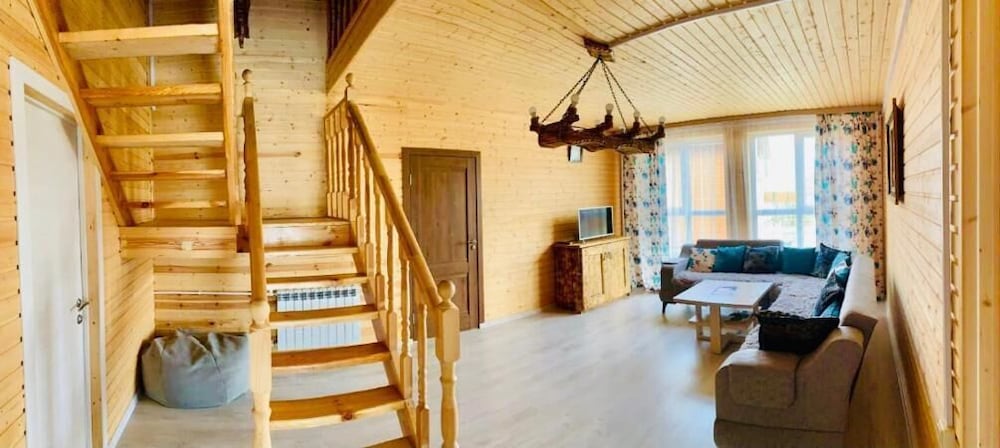 Villa photo 1