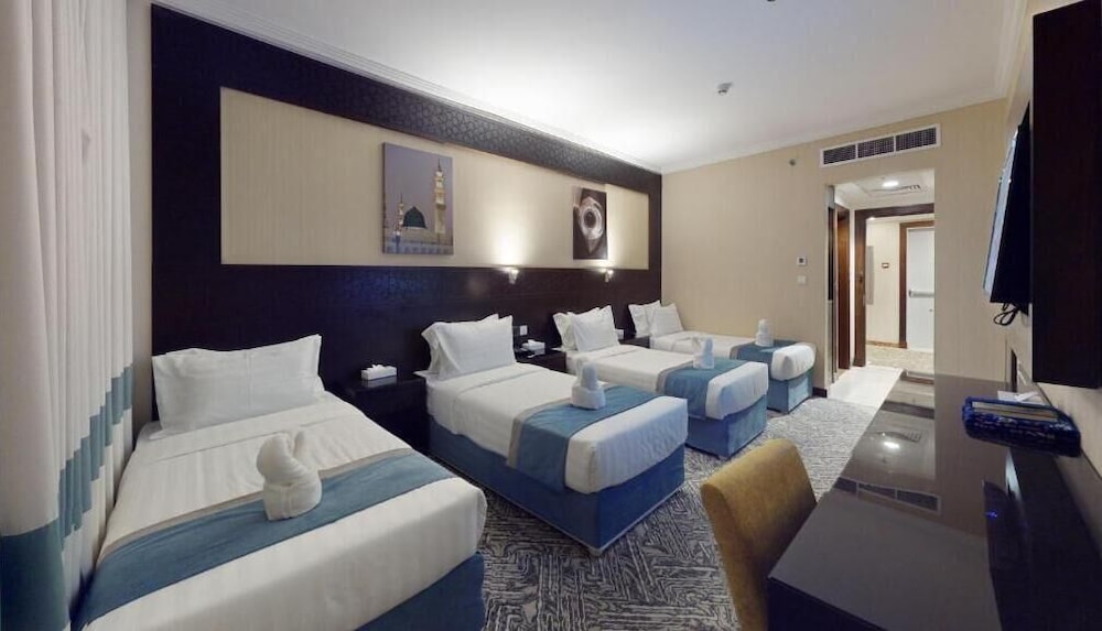 Basic Quadruple Room