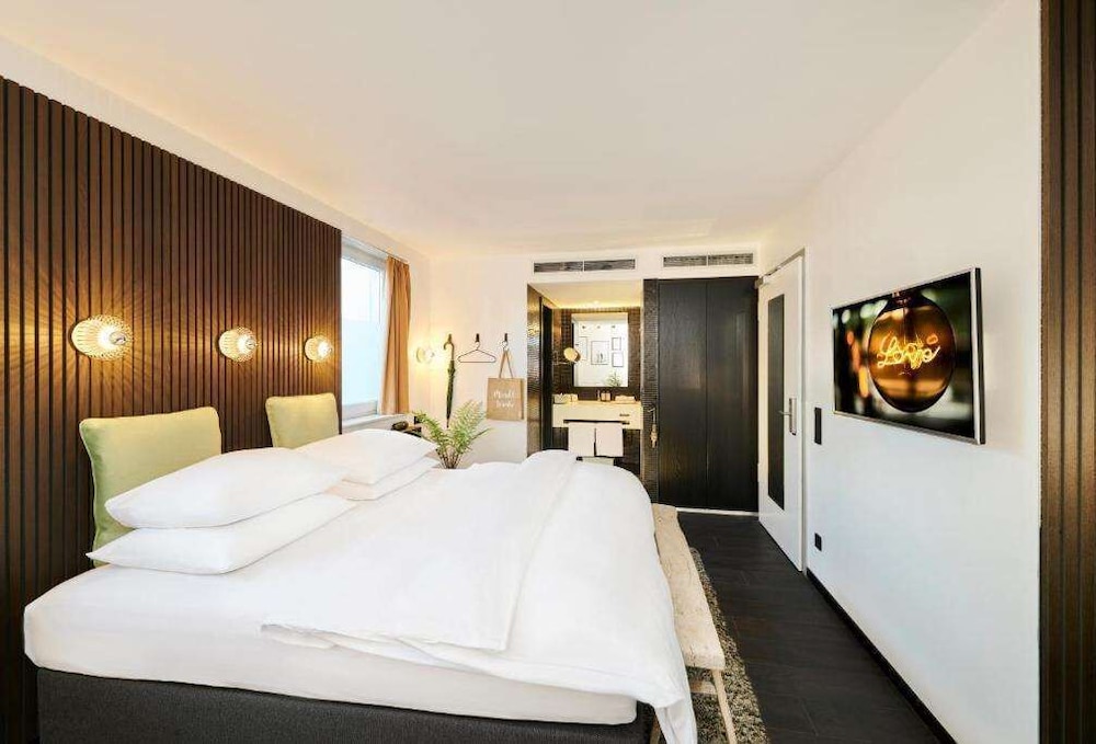 Junior Suite, City View photo 1
