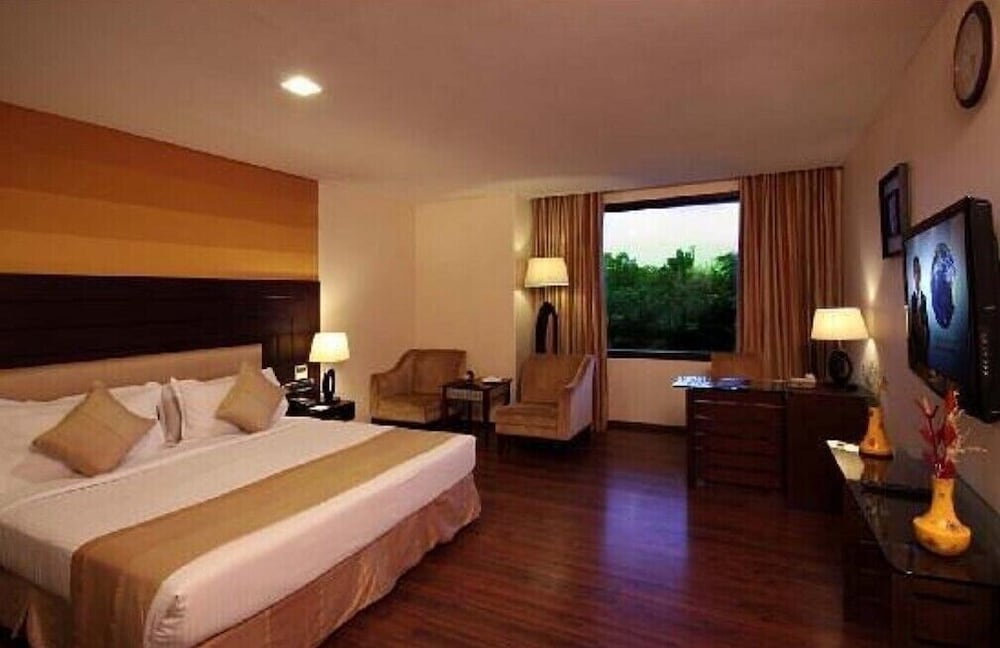 Suite Room