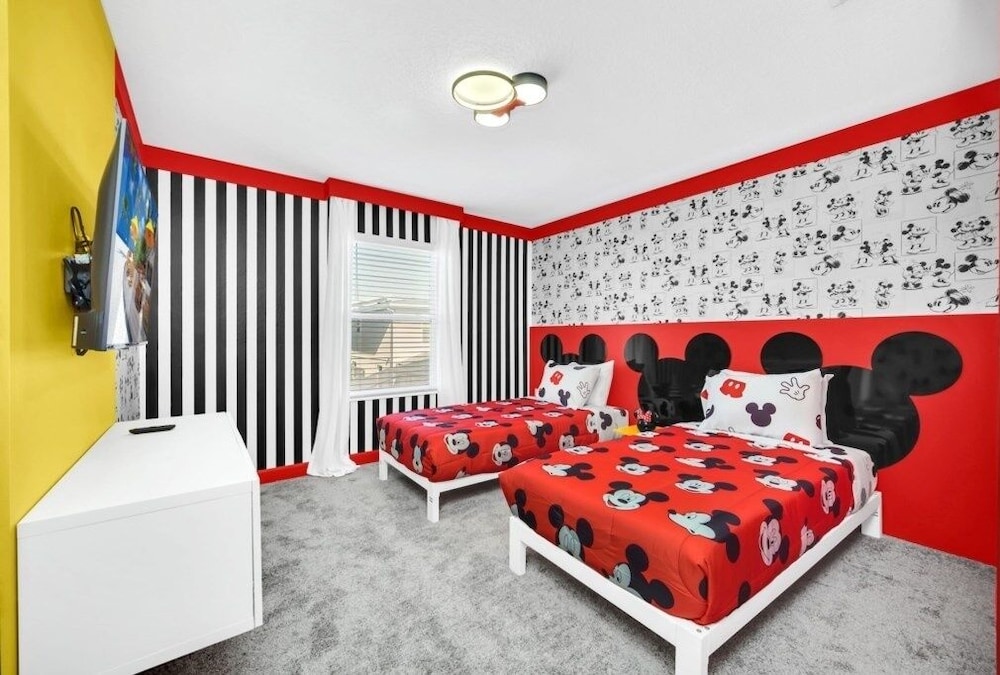 Townhome, 4 Bedrooms