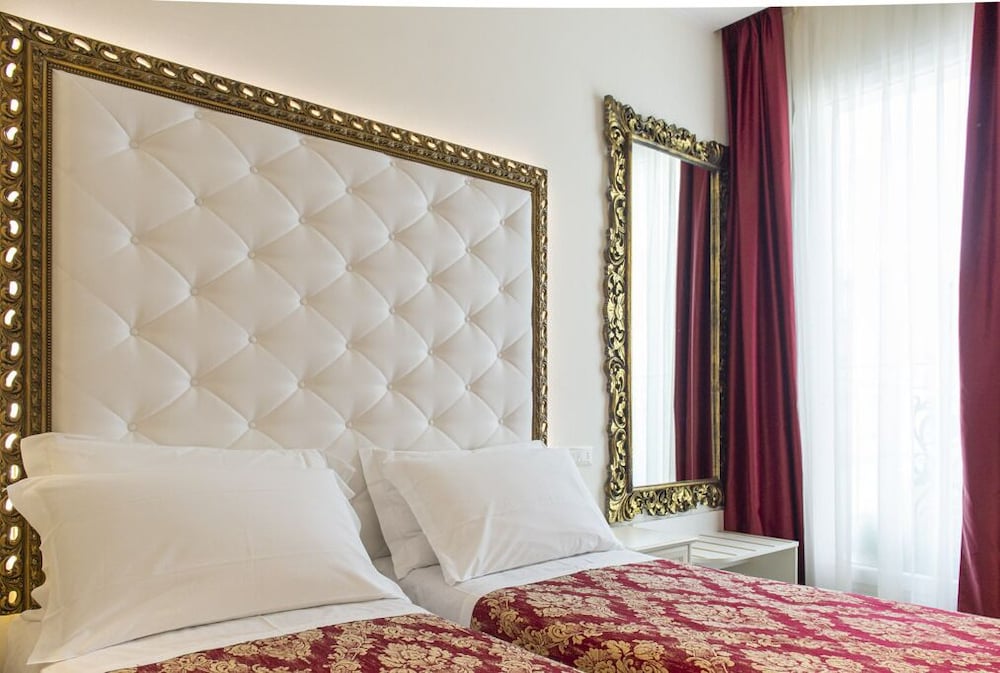 Economy Double or Twin Room