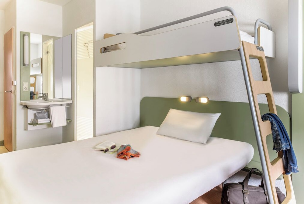 ibis budget Berlin Alexanderplatz - Photo 8