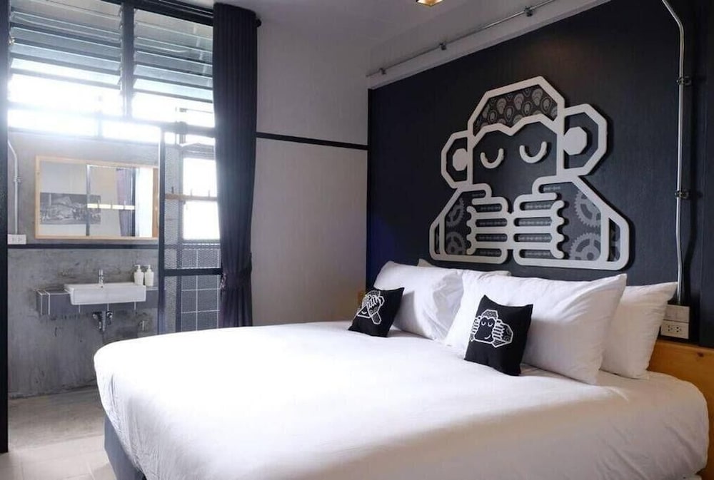 Standard Double Room - Photo 3