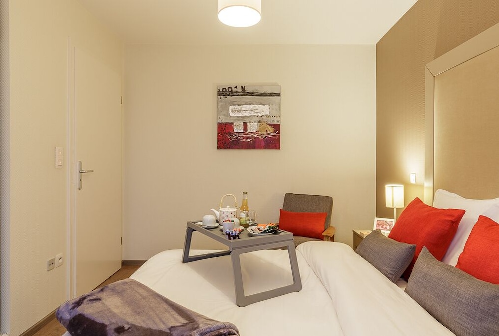 Apartment - Photo 1