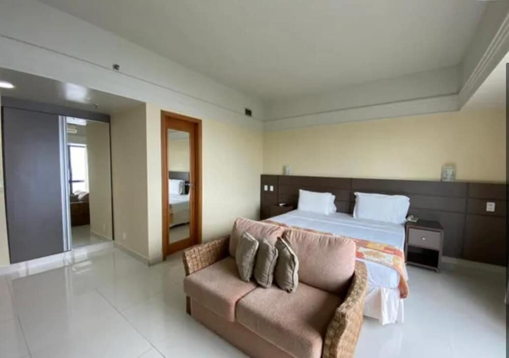 ROOM 914 FLAT photo 1