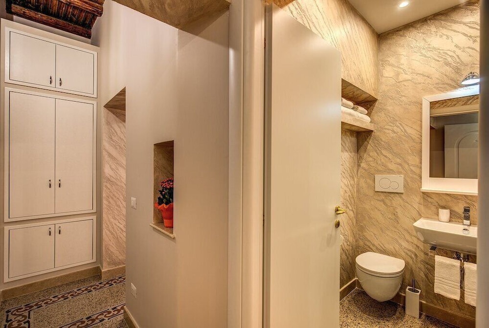 Superior Double or Twin Room photo 3