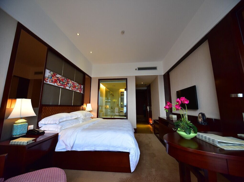 Double Room with Side Sea View photo 3