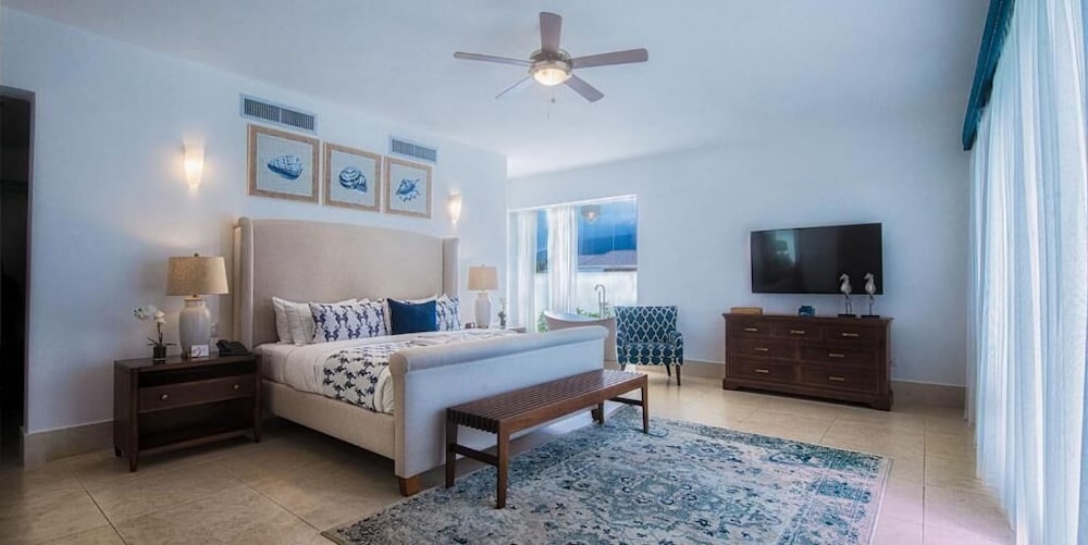 Luxury Villa, 3 Bedrooms