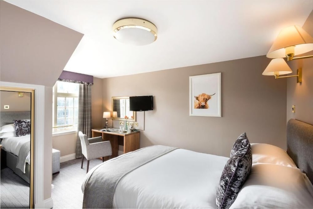 Junior Double Room