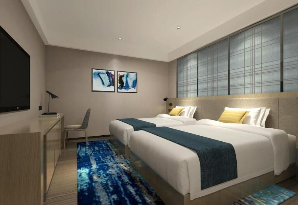 Standard Twin Room, No Windows