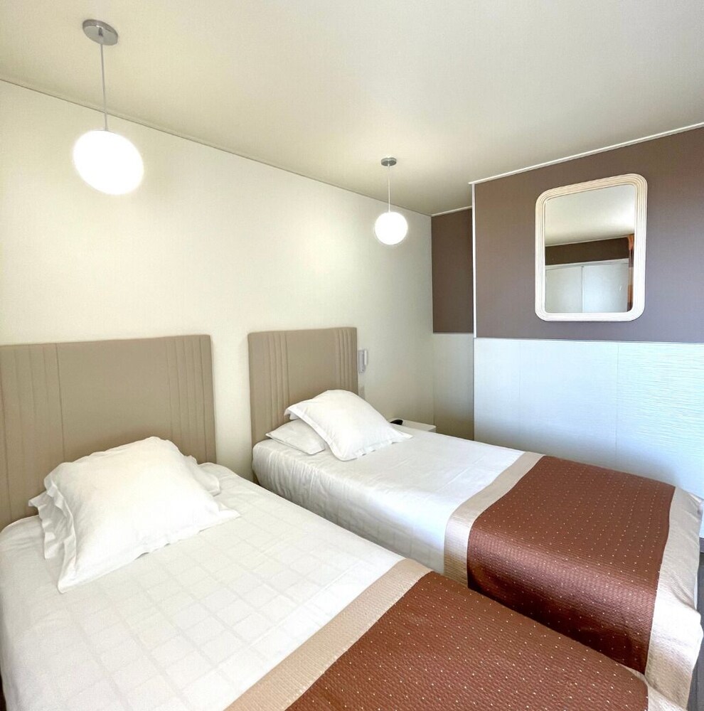 Comfort Twin Room, 2 Twin Beds, Balcony photo 2