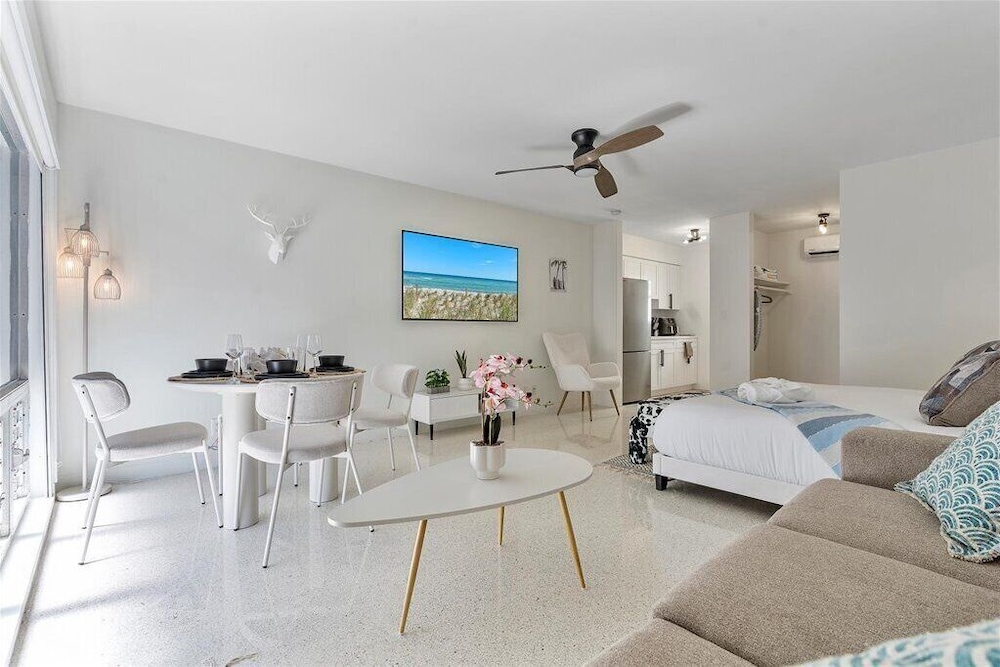 Comfort Studio, Patio, Garden View