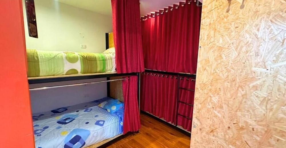 Standard Shared Dormitory, Mixed Dorm