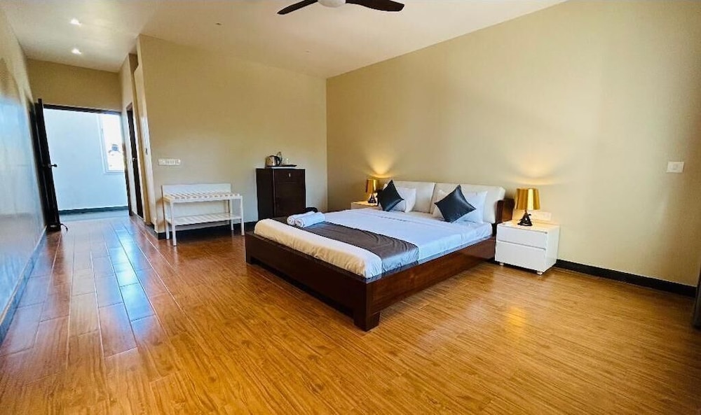 Deluxe Room Without Pool photo 2