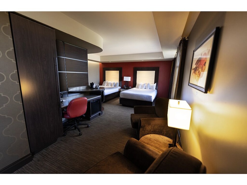 Deluxe Room, 2 Queen Beds (Deluxe Double Queen) - Photo 2