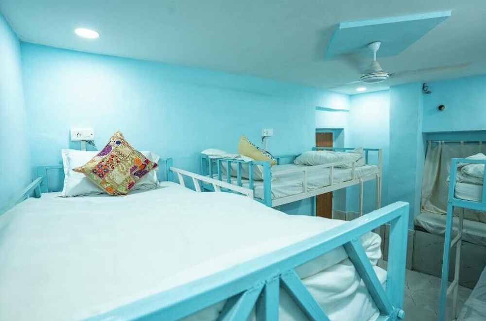 Basic Triple Room